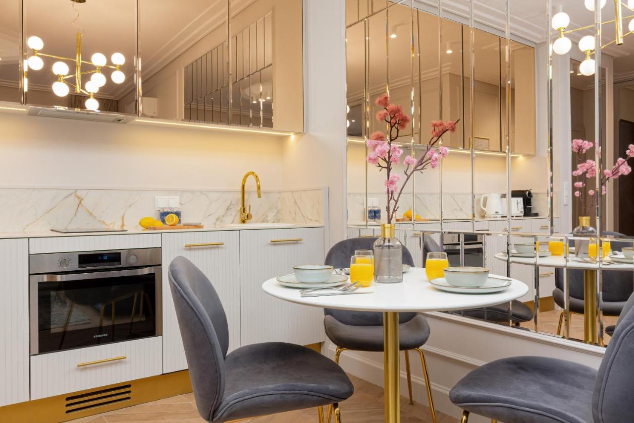 Mennica Residence Central Apartment By Renters Prestige 바르샤바 외부 사진