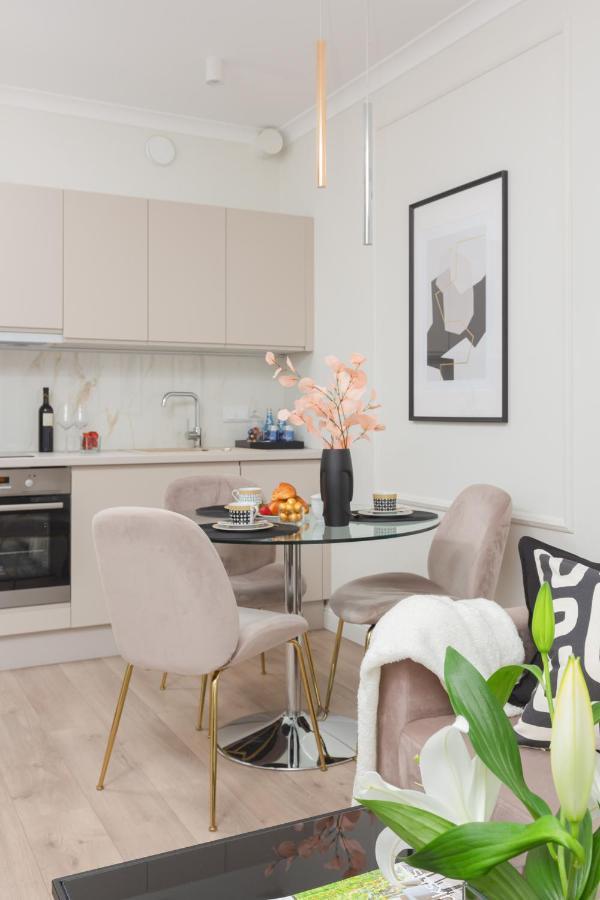 Mennica Residence Central Apartment By Renters Prestige 바르샤바 외부 사진