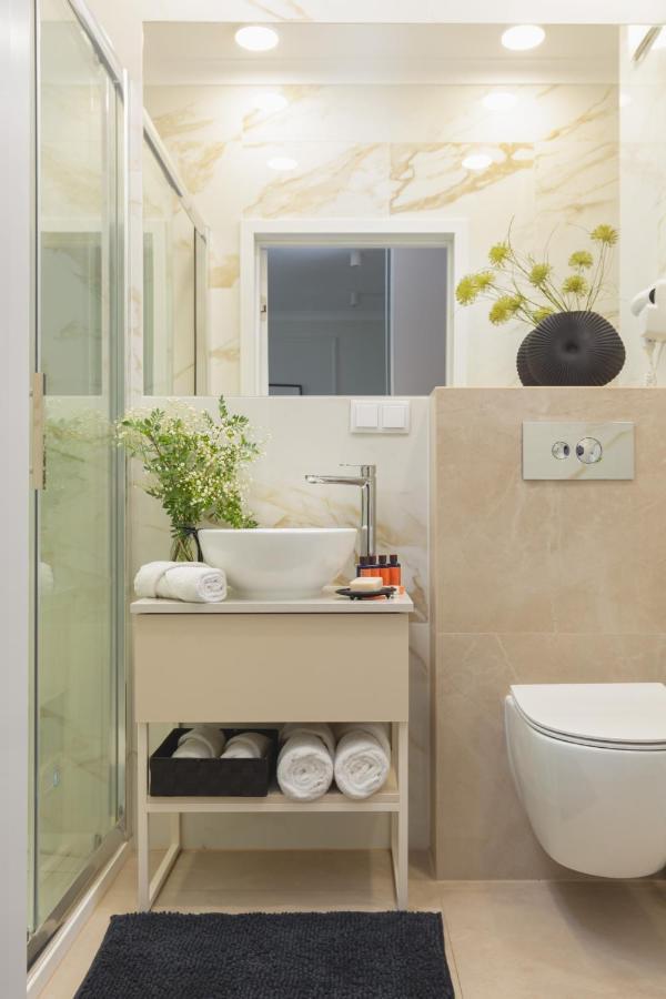 Mennica Residence Central Apartment By Renters Prestige 바르샤바 외부 사진